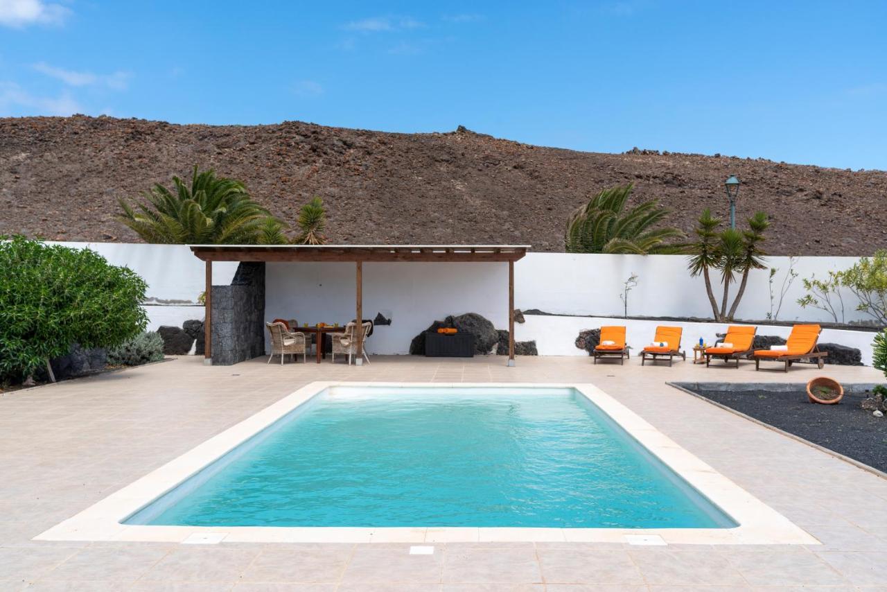 Casa Monicha Apartment Costa Teguise Exterior photo