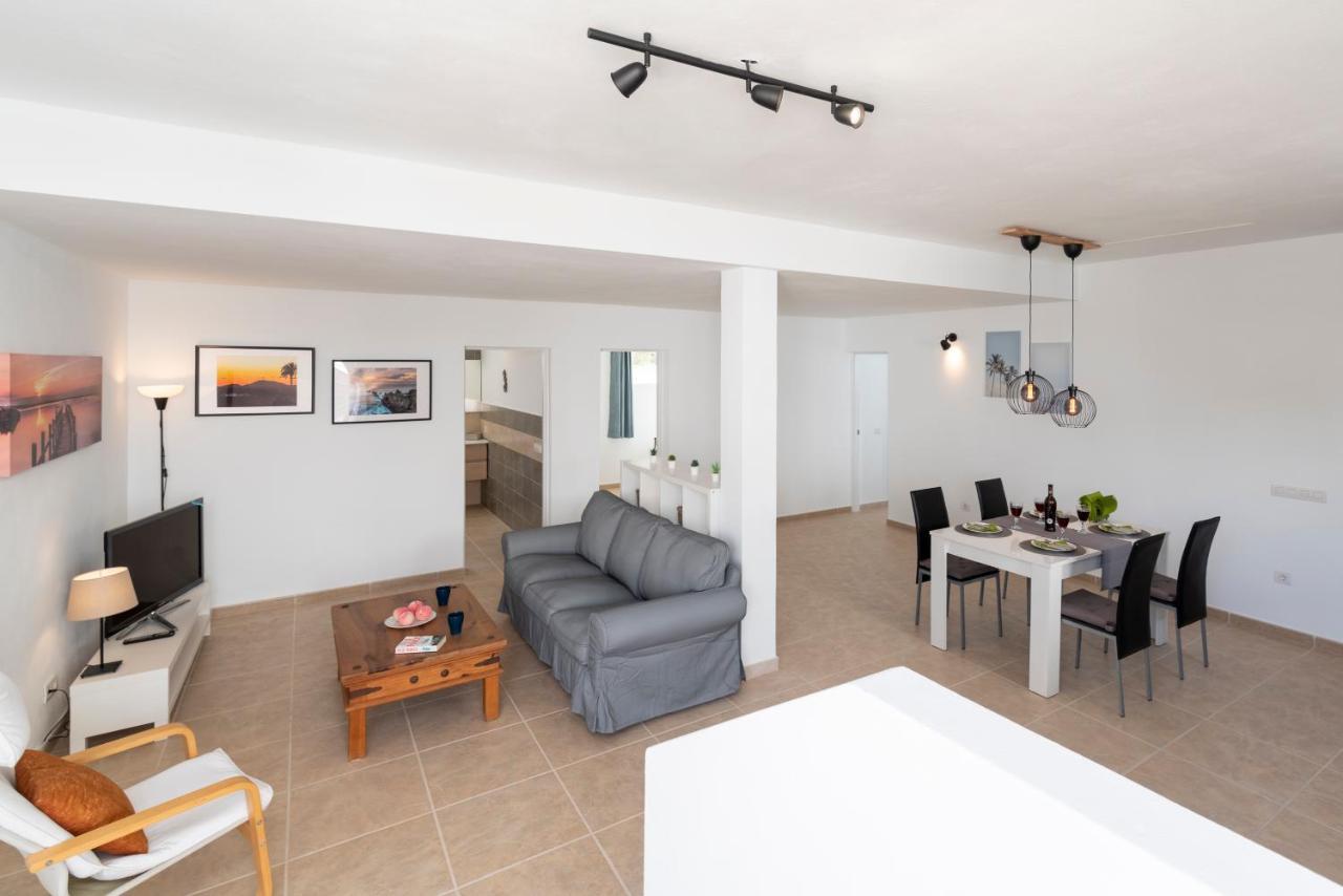 Casa Monicha Apartment Costa Teguise Exterior photo